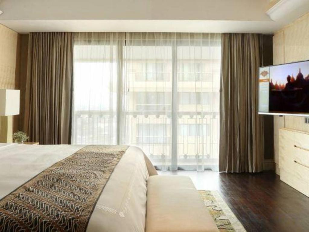 Hotel Tentrem Yogyakarta Exterior photo