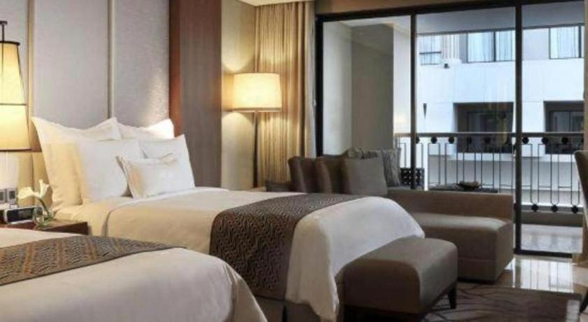 Hotel Tentrem Yogyakarta Exterior photo