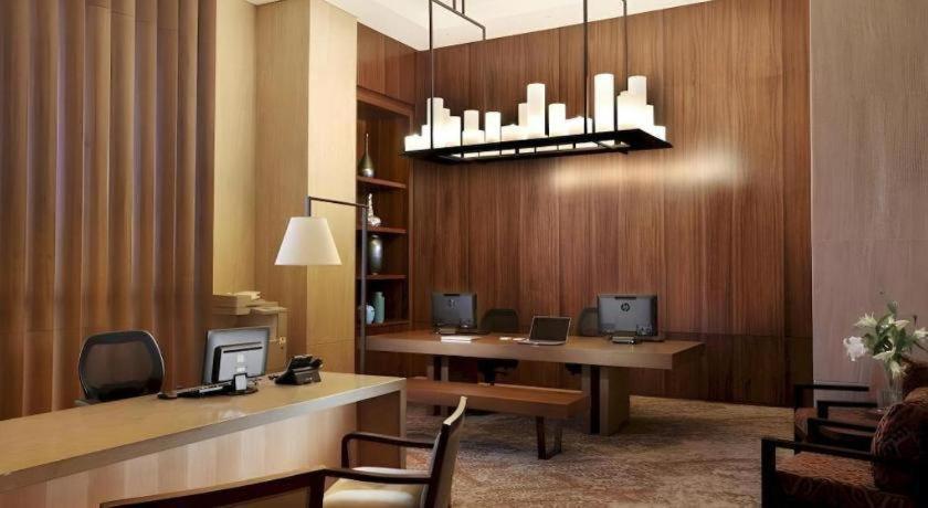 Hotel Tentrem Yogyakarta Exterior photo